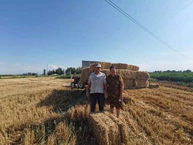 Greul a trecut. Povestea unei familii de fermieri din Usu Greul a trecut. Povestea unei familii de fermieri din Usu